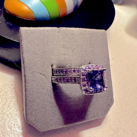 NWOT Elegant Amethyst .925 Silver Ring Set - Picture 6 of 8